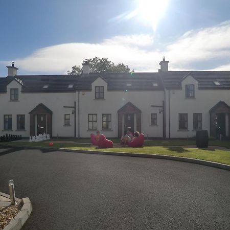 Ulster Cottages Bushmills Exterior foto